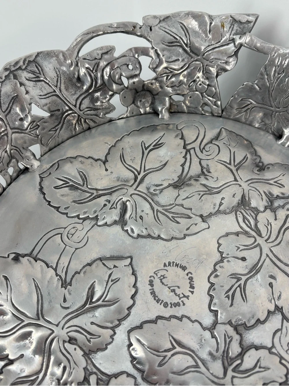 Signed Arthur Court 2003 Grapevine Aluminum Serving Tray Bowl Platter 13”